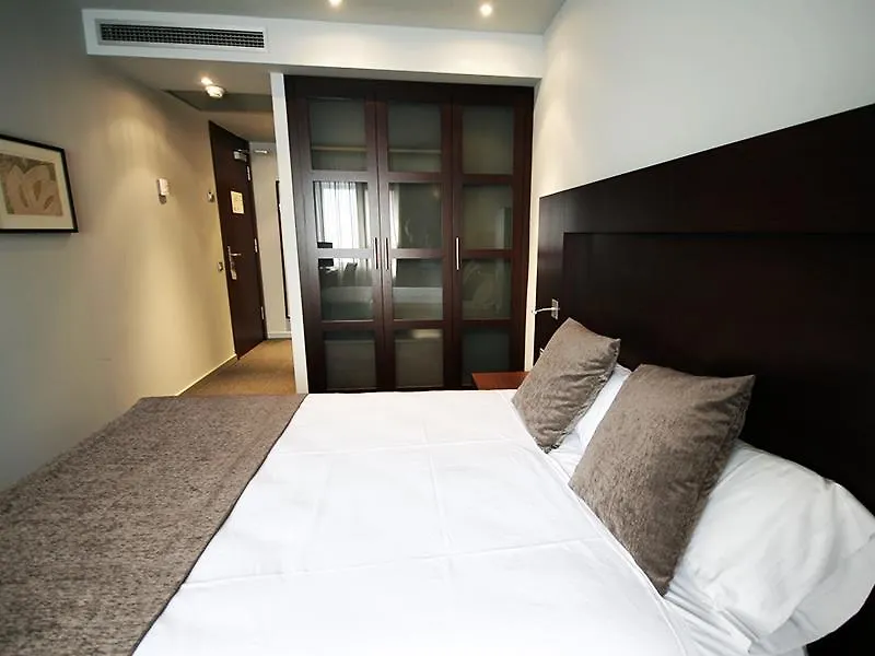Hotel Madanis Liceo L'Hospitalet de Llobregat