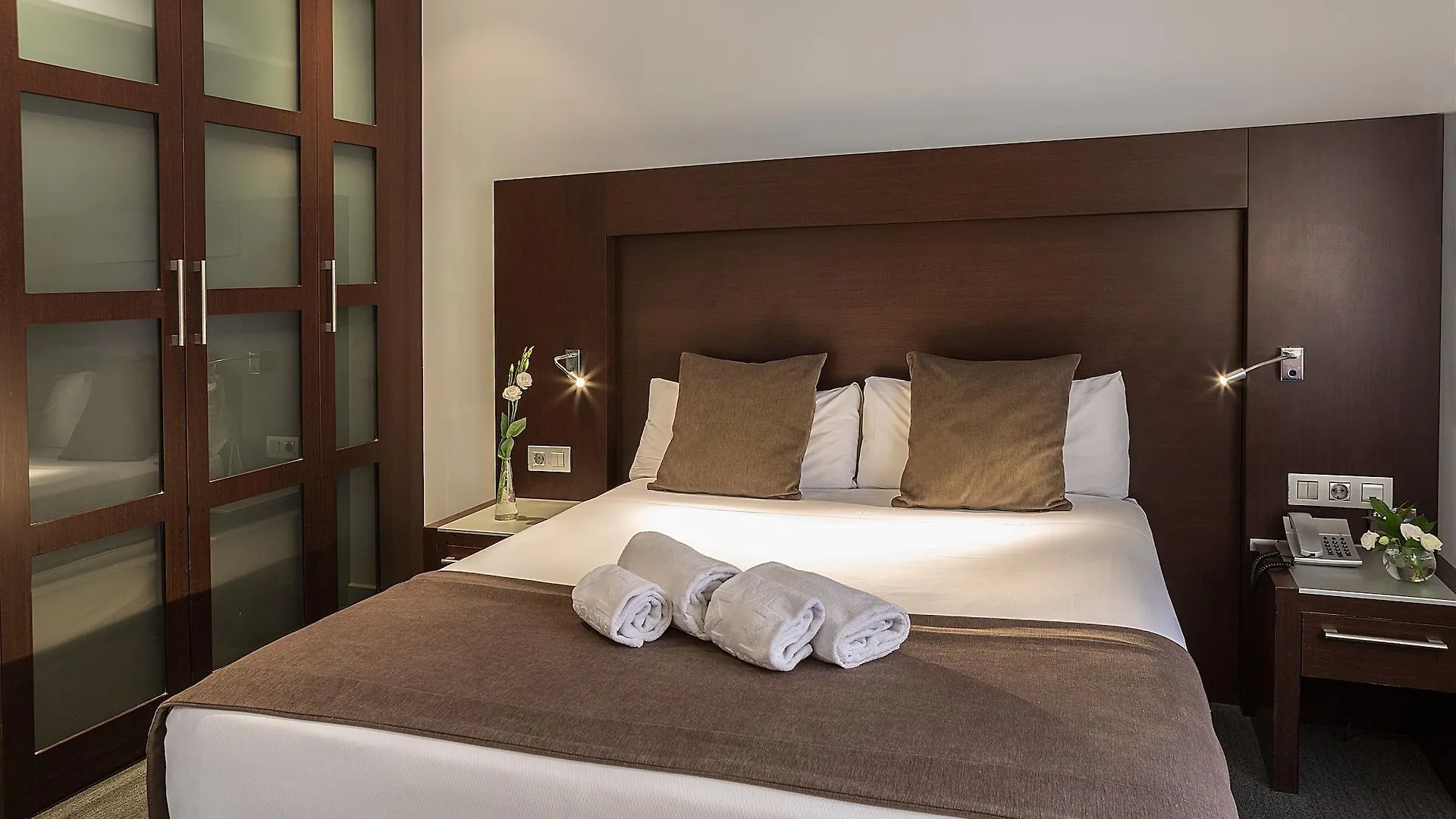 Hotel Madanis Liceo L'Hospitalet de Llobregat