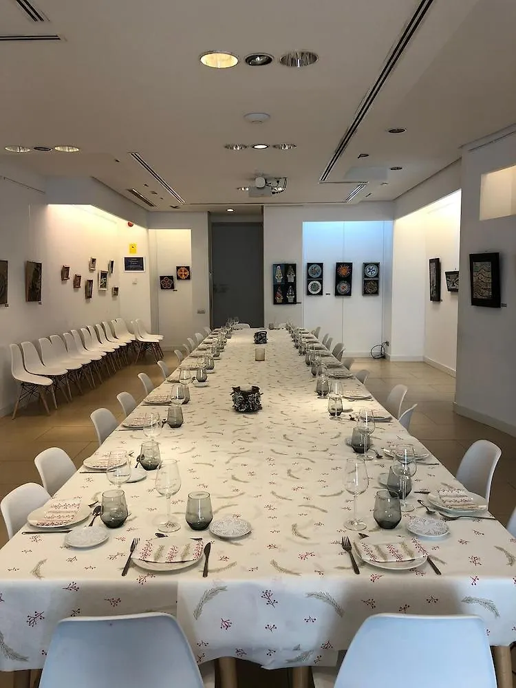 Hotel Madanis Liceo L'Hospitalet de Llobregat 3*,  Spain