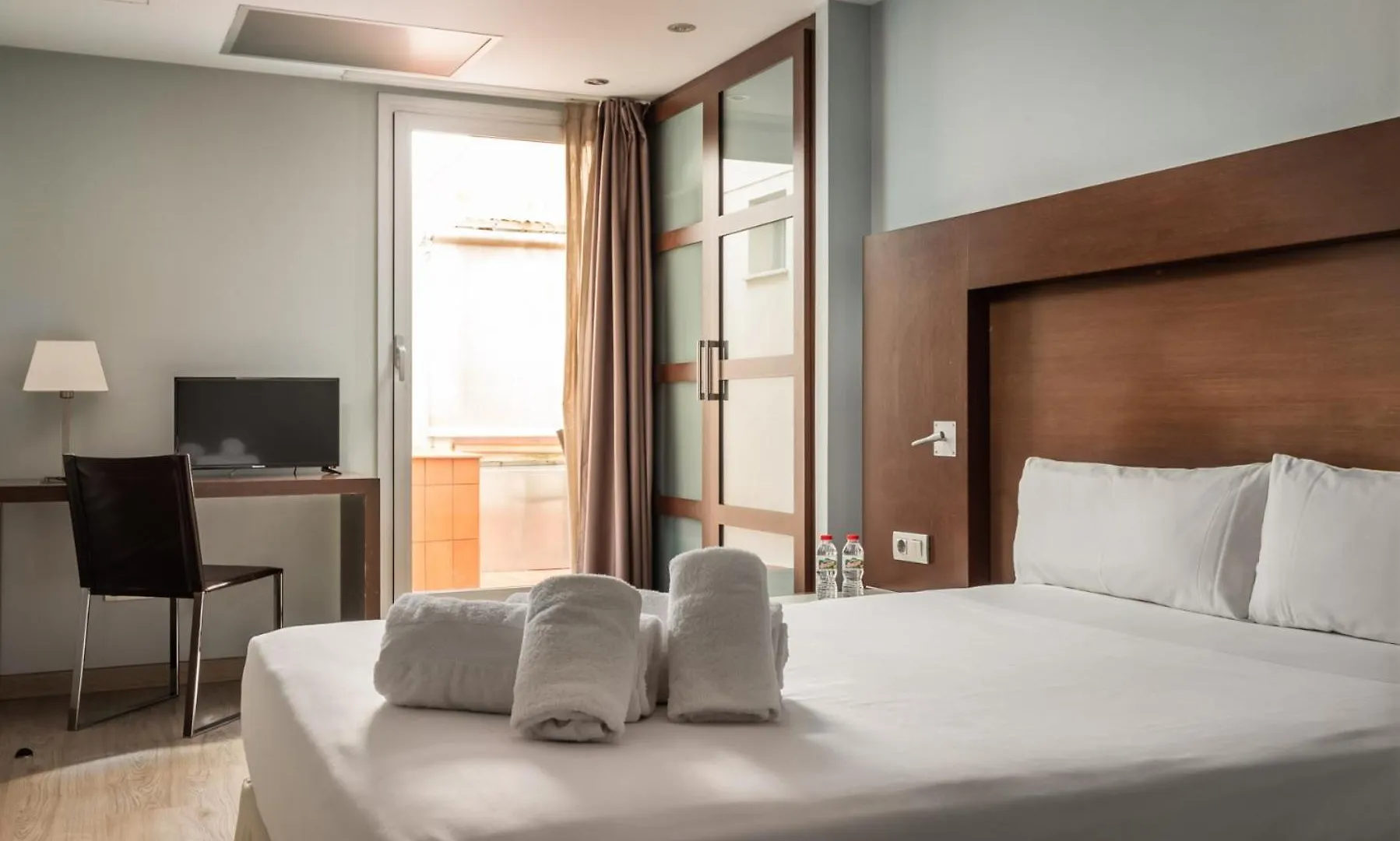 ***  Hotel Madanis Liceo L'Hospitalet de Llobregat Spain