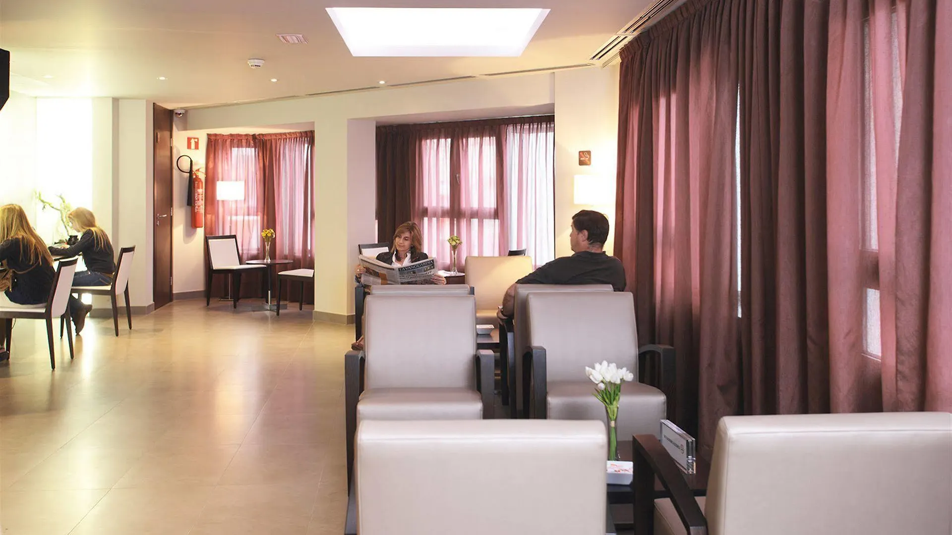Hotel Madanis Liceo L'Hospitalet de Llobregat